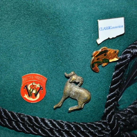 Green Wool Yodeler Alpine Fedora Hat with Pins - Picture 5 of 8